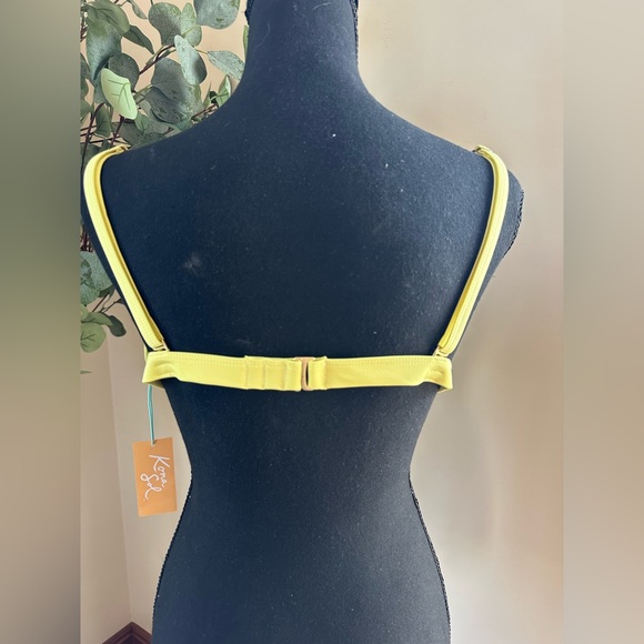 Bikini Top- Size Large - Picture 2 of 3